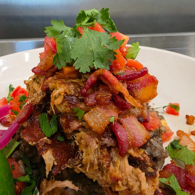 Carnitas Ahumadas.
