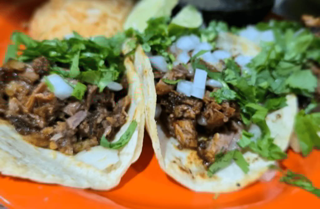 BARBACOA TACOS.